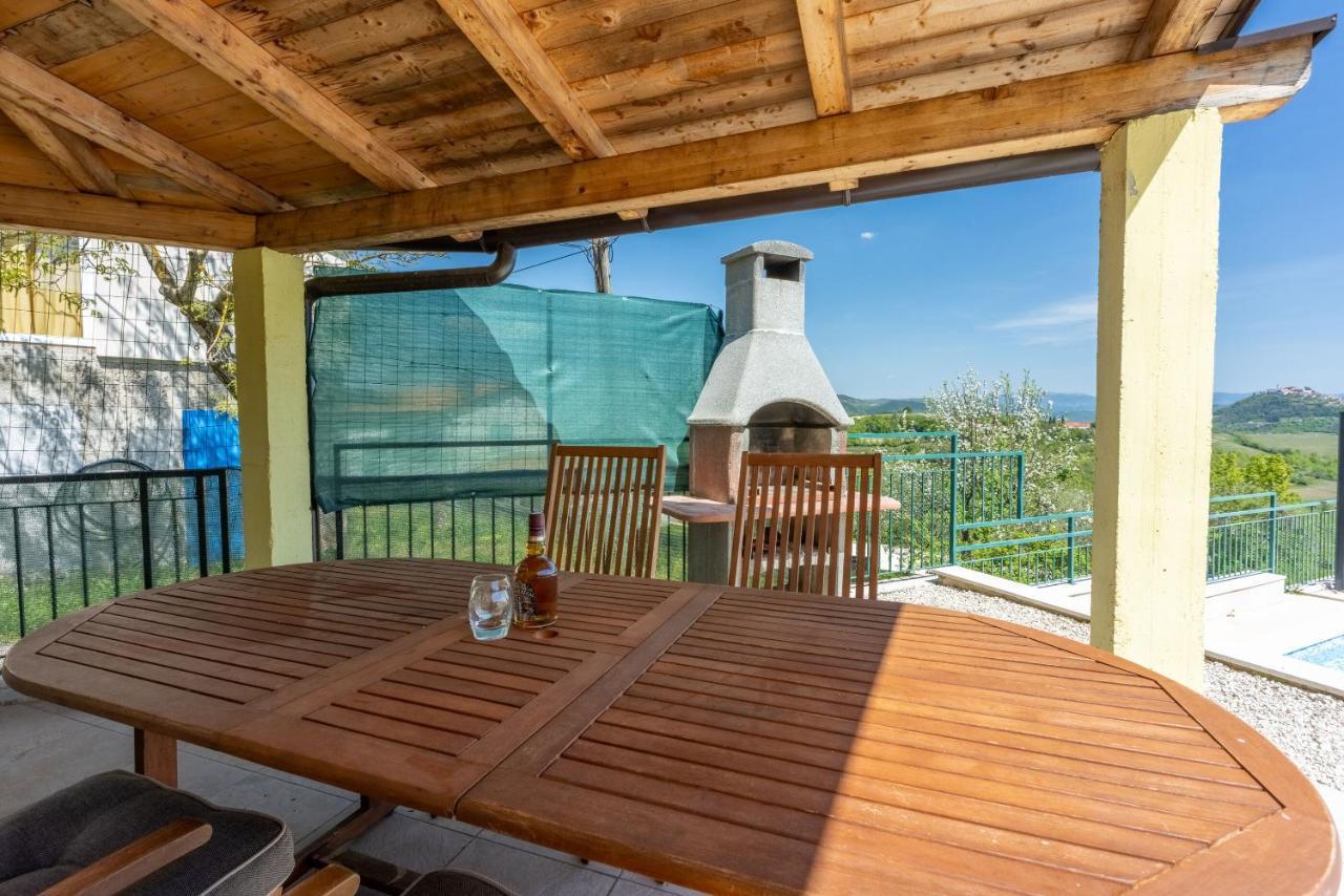 Villa Ana Motovun Eksteriør billede
