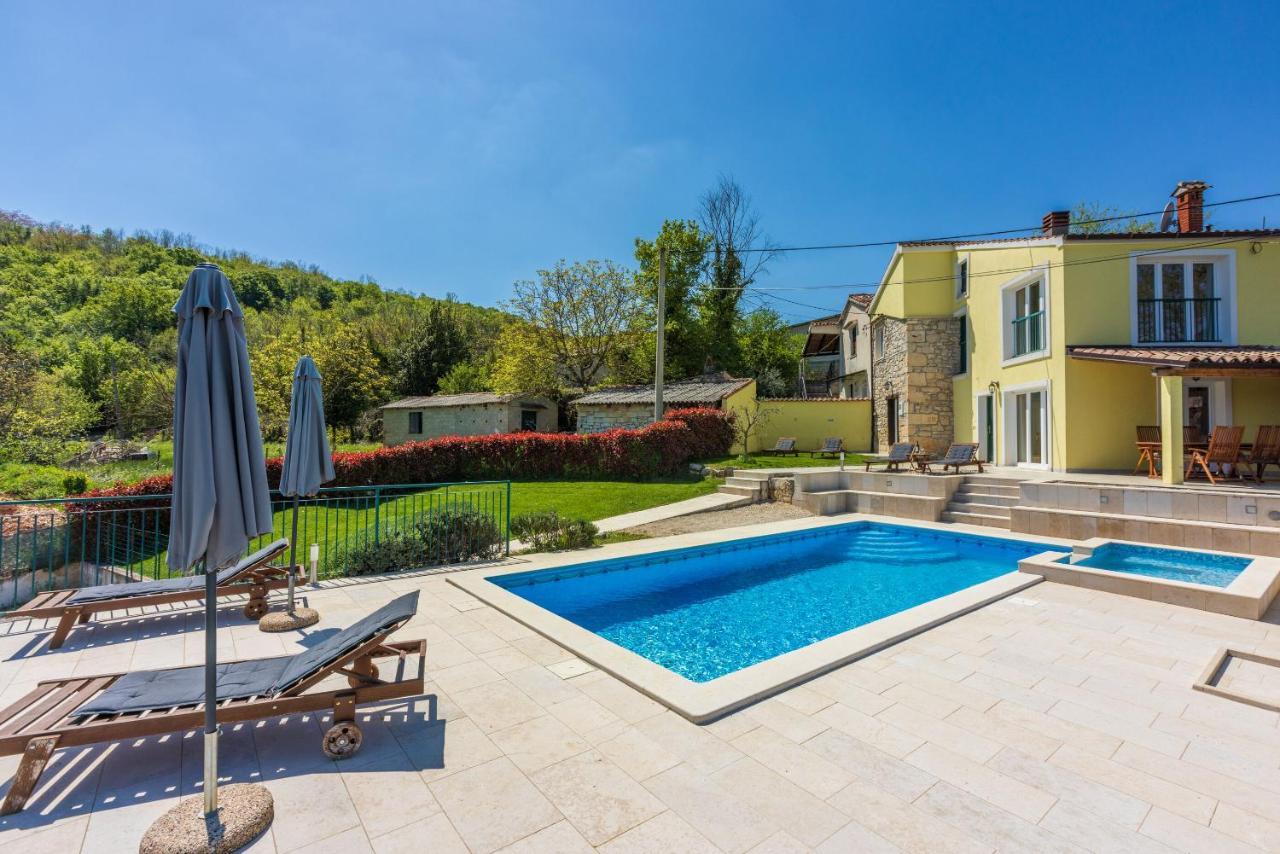 Villa Ana Motovun Eksteriør billede