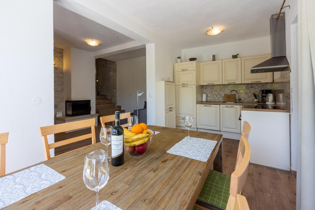Villa Ana Motovun Eksteriør billede