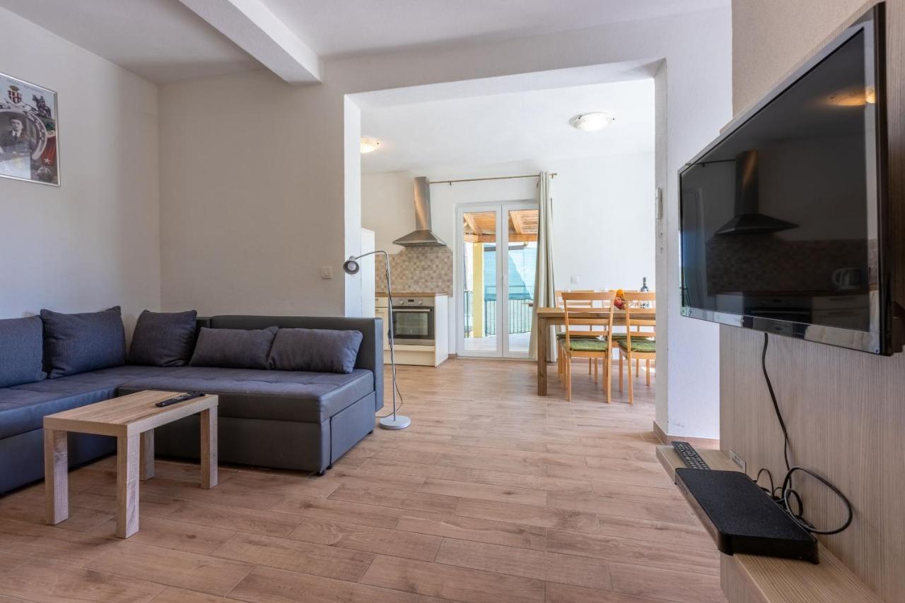 Villa Ana Motovun Eksteriør billede